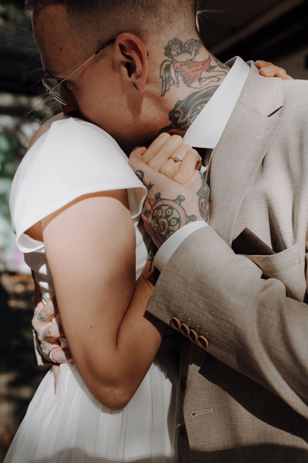 standesamtliche Hochzeit im Rathaus pankow. Paarfotos und familienfotos im Bürgerpark in pankow in berlin. Hochzeitsfotos und Gruppenfotos.